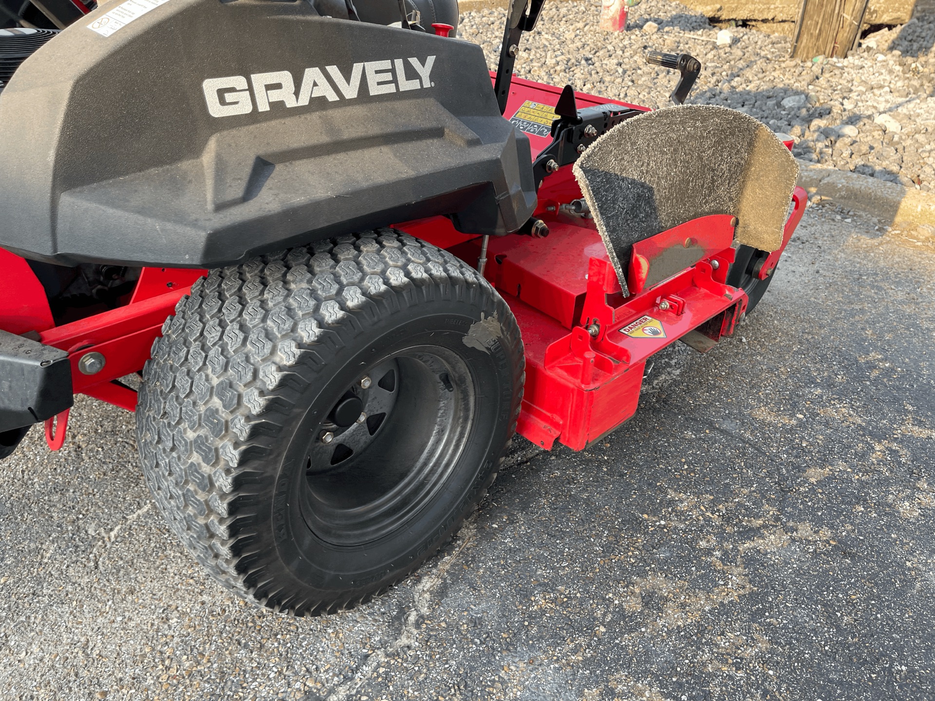 2018 Gravely USA Pro-Turn 260 60 in. Kawasaki FX850V 27 hp in Dyersburg, Tennessee - Photo 11