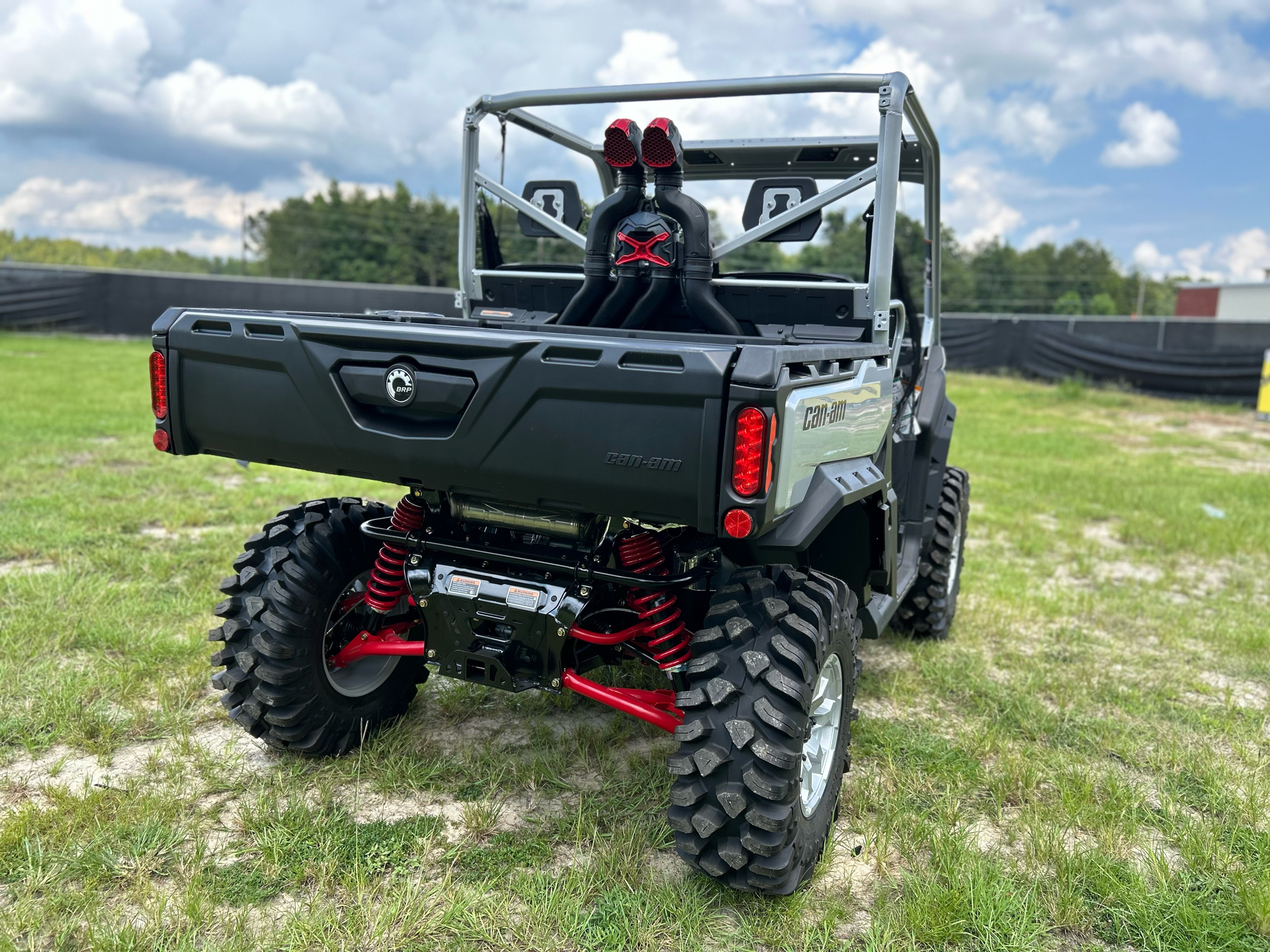 2025 Can-Am Defender X MR HD10 in Statesboro, Georgia - Photo 3