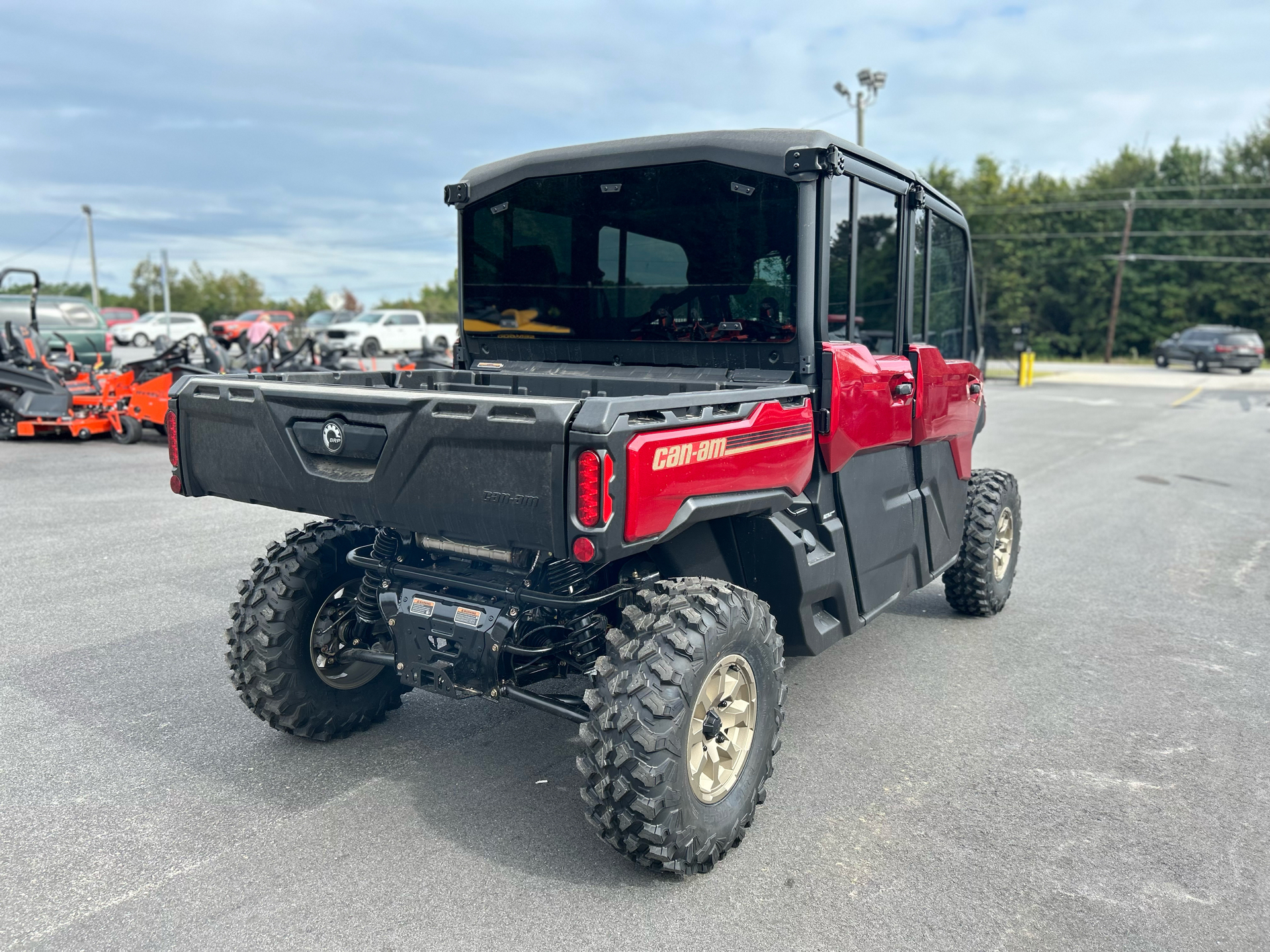 2025 Can-Am Defender MAX Limited in Statesboro, Georgia - Photo 3