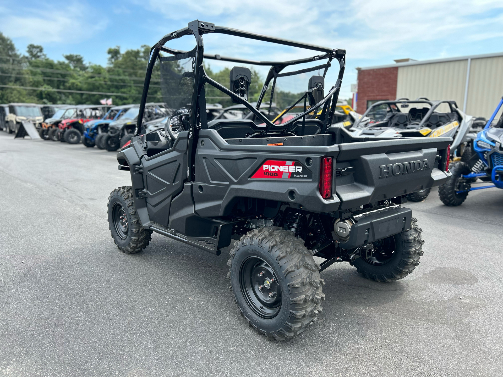 2024 Honda Pioneer 1000 in Statesboro, Georgia - Photo 4