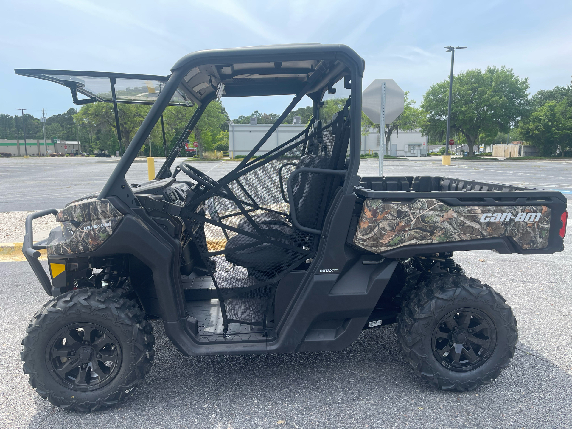 2024 Can-Am Defender XT HD7 in Savannah, Georgia - Photo 2