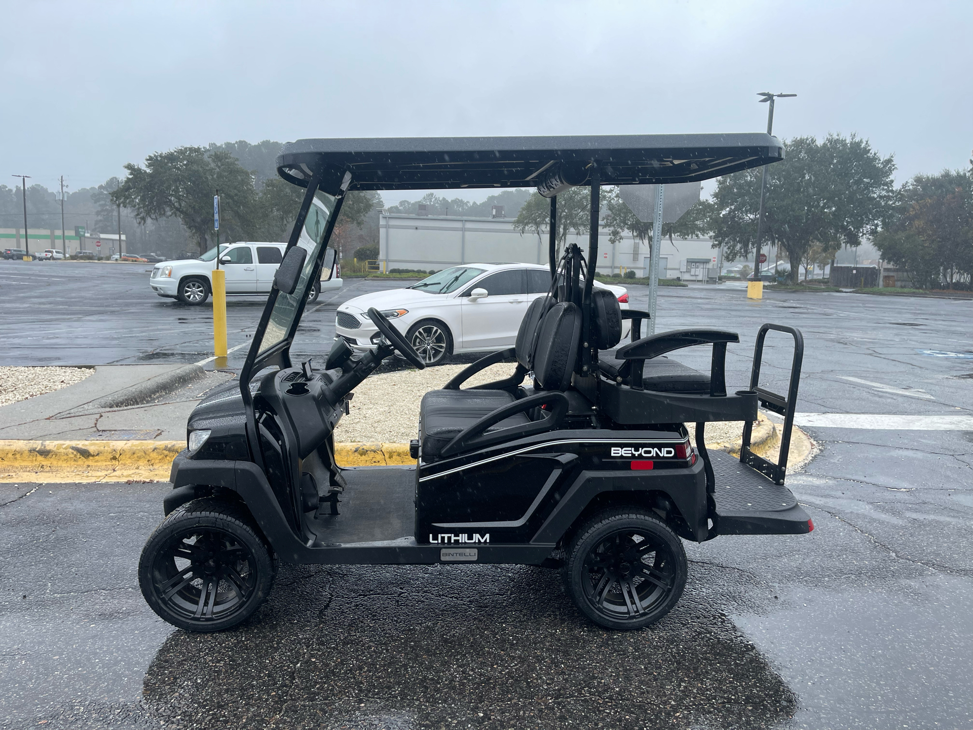 2024 Bintelli Golf Carts 4pr Beyond in Savannah, Georgia - Photo 2