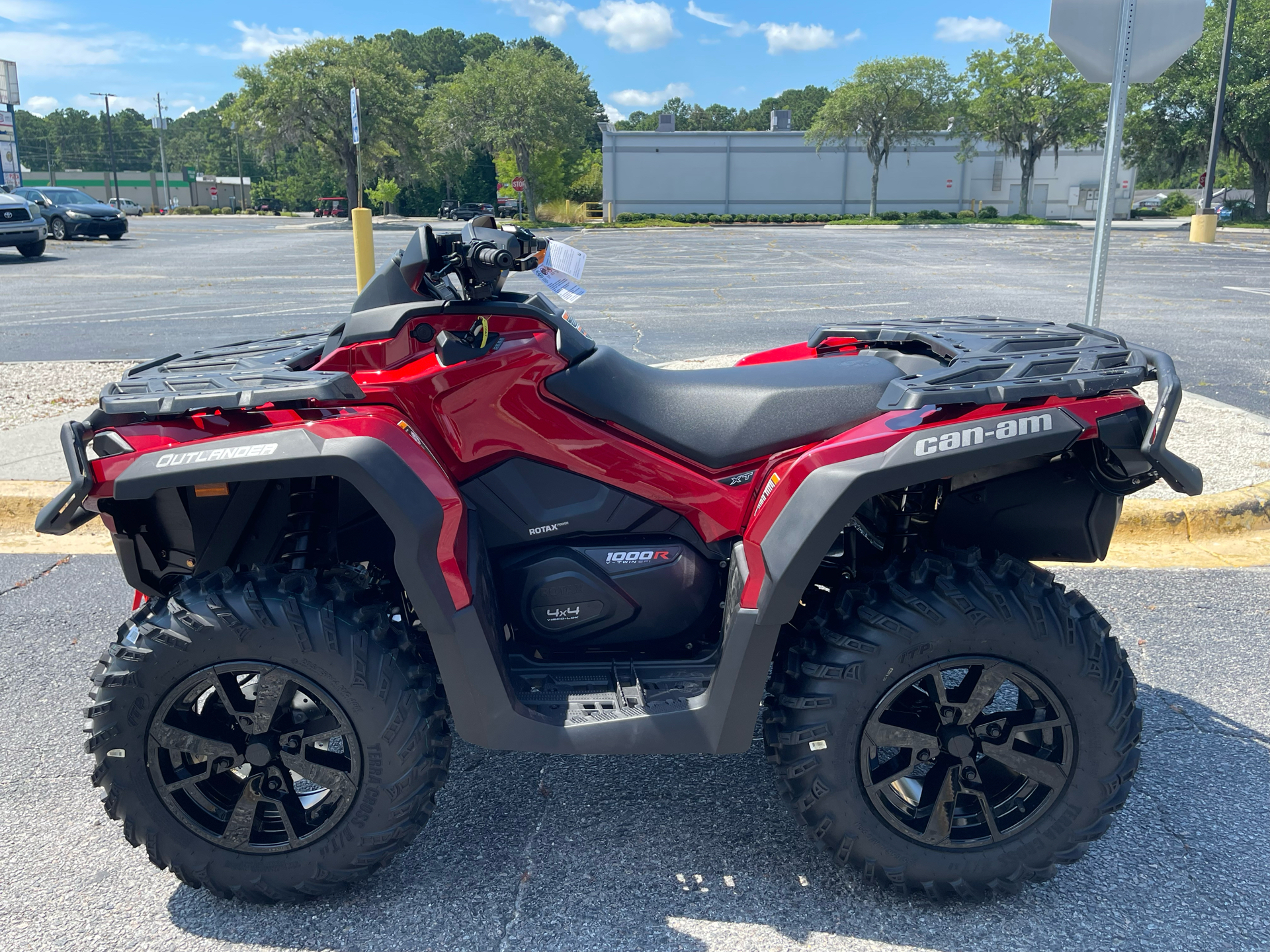 2024 Can-Am Outlander XT 1000R in Savannah, Georgia - Photo 2