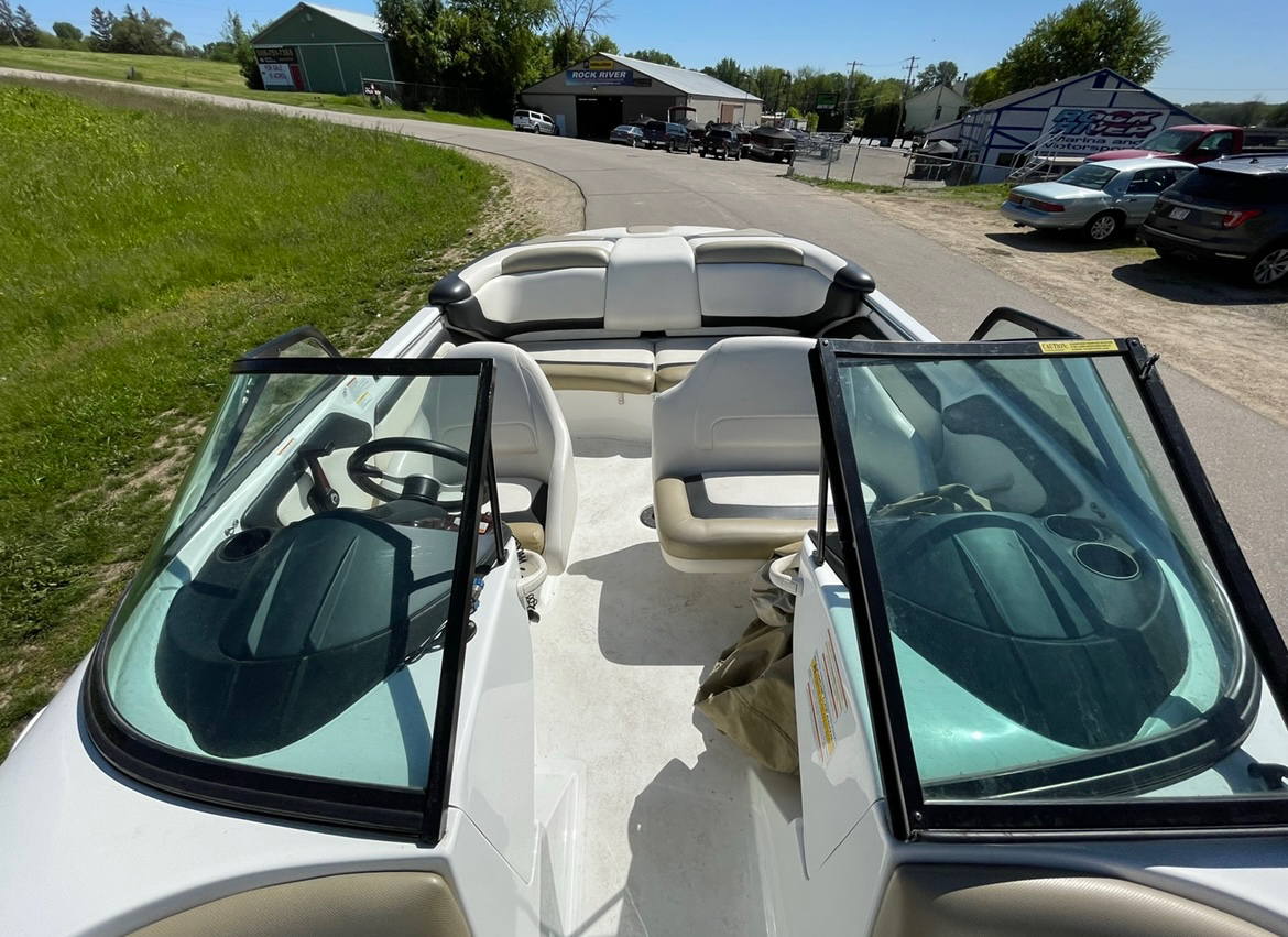 2005 Sea-Doo Sport Boats Utopia 205 in Edgerton, Wisconsin - Photo 9