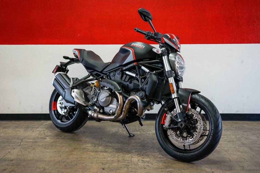 ducati monster 821 stealth