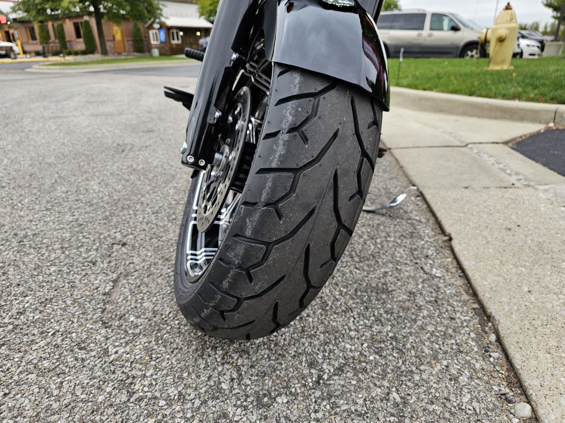 2019 Indian Motorcycle Chieftain® ABS in Elkhart, Indiana - Photo 6