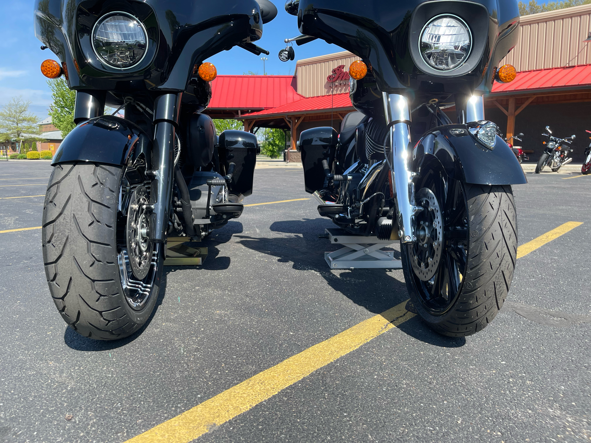 2019 Indian Motorcycle Chieftain® ABS in Elkhart, Indiana - Photo 3