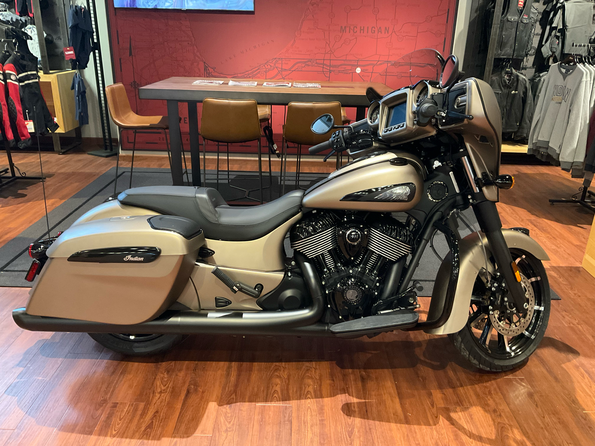 2024 Indian Motorcycle Chieftain® Dark Horse® Icon with PowerBand Audio Package in Elkhart, Indiana - Photo 1