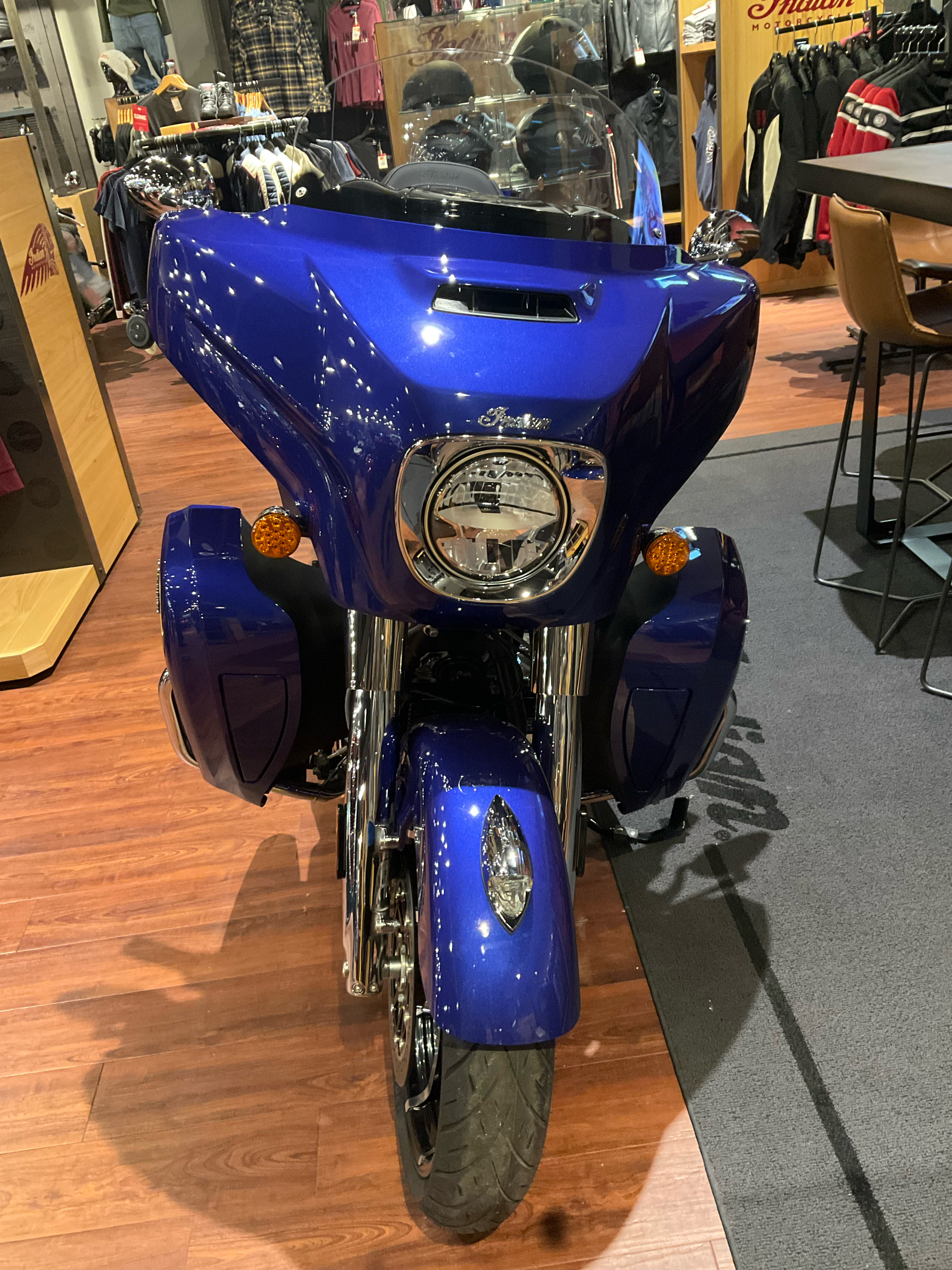 2024 Indian Motorcycle Roadmaster® Limited with PowerBand Audio Package in Elkhart, Indiana - Photo 3