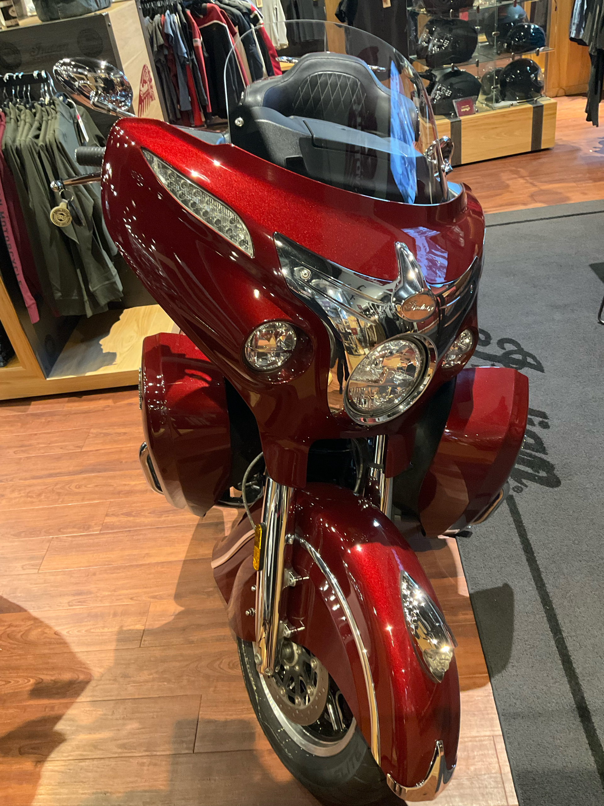 2017 Indian Motorcycle Roadmaster® in Elkhart, Indiana - Photo 3