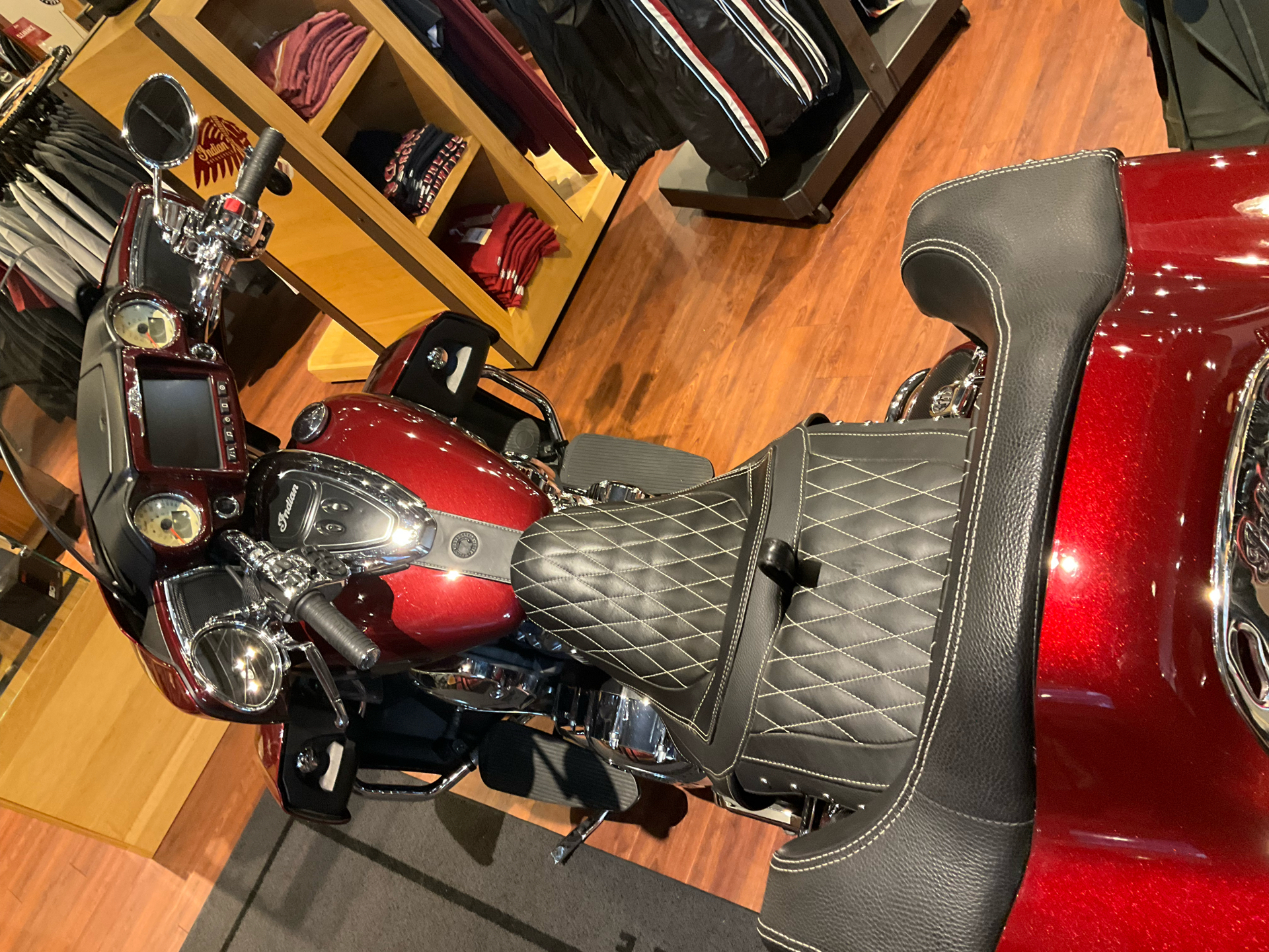 2017 Indian Motorcycle Roadmaster® in Elkhart, Indiana - Photo 7