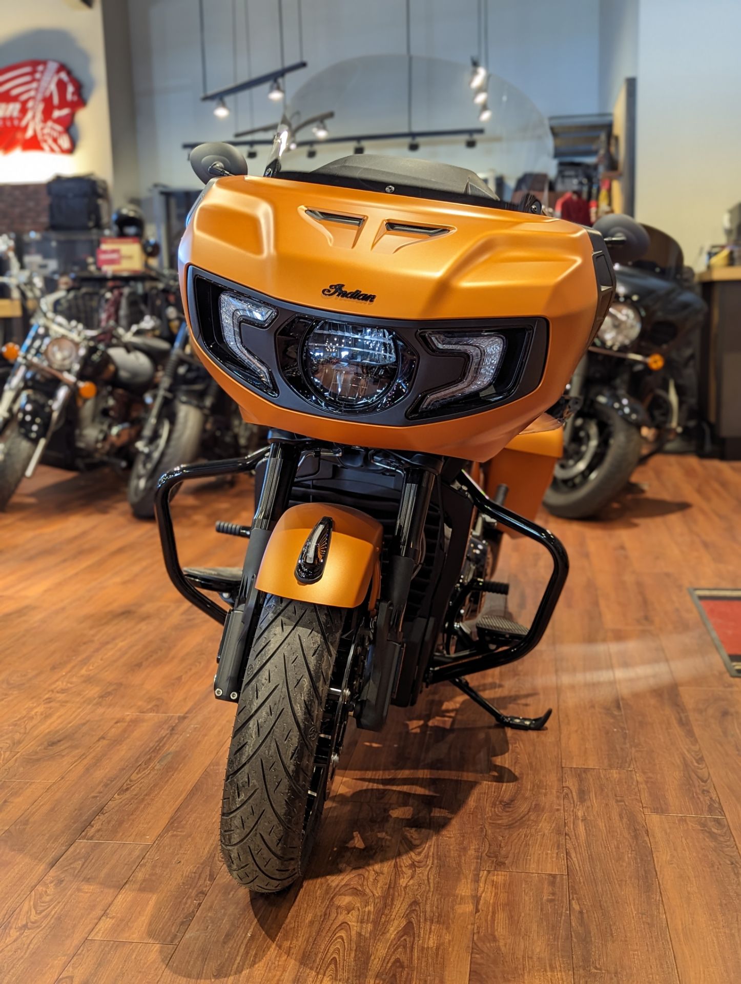 2023 Indian Motorcycle Challenger® Dark Horse® Icon in Elkhart, Indiana - Photo 3