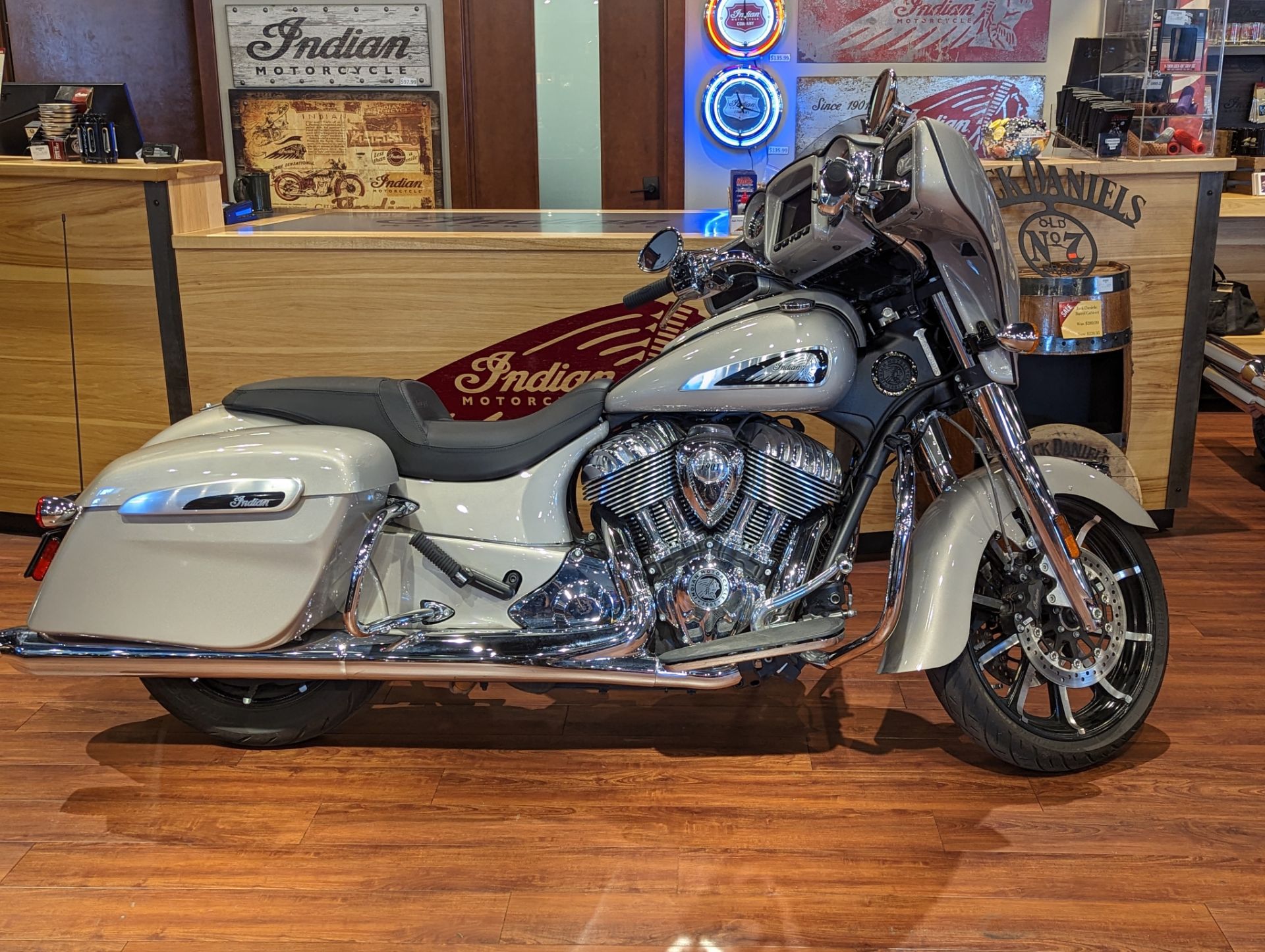 2022 Indian Motorcycle Chieftain® Limited in Elkhart, Indiana - Photo 1