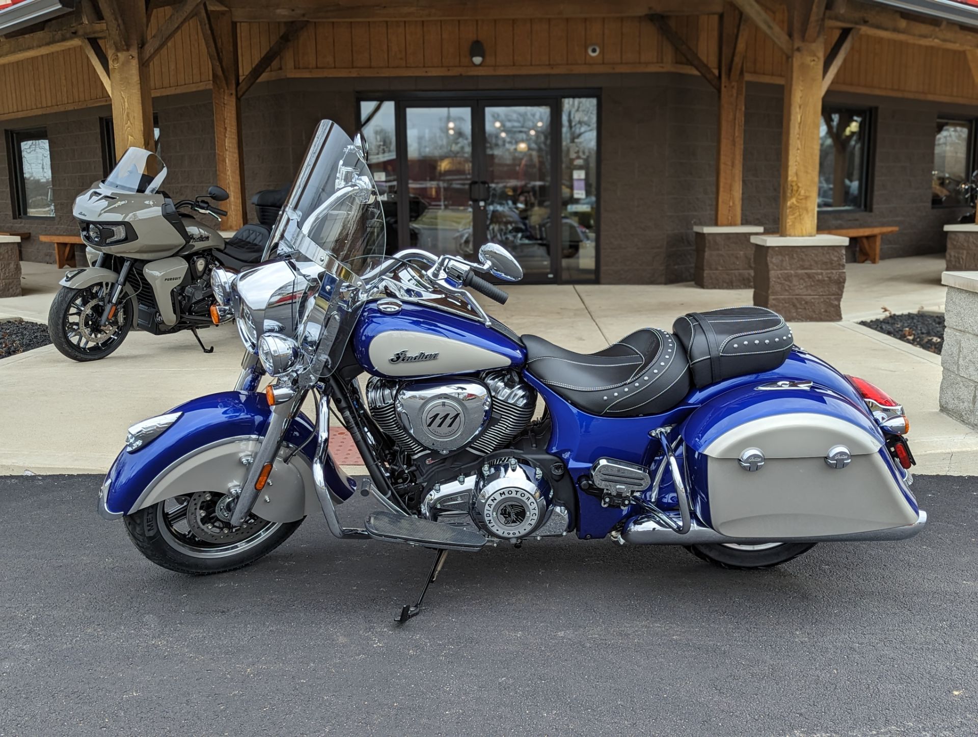 2023 Indian Motorcycle Springfield® in Elkhart, Indiana - Photo 2
