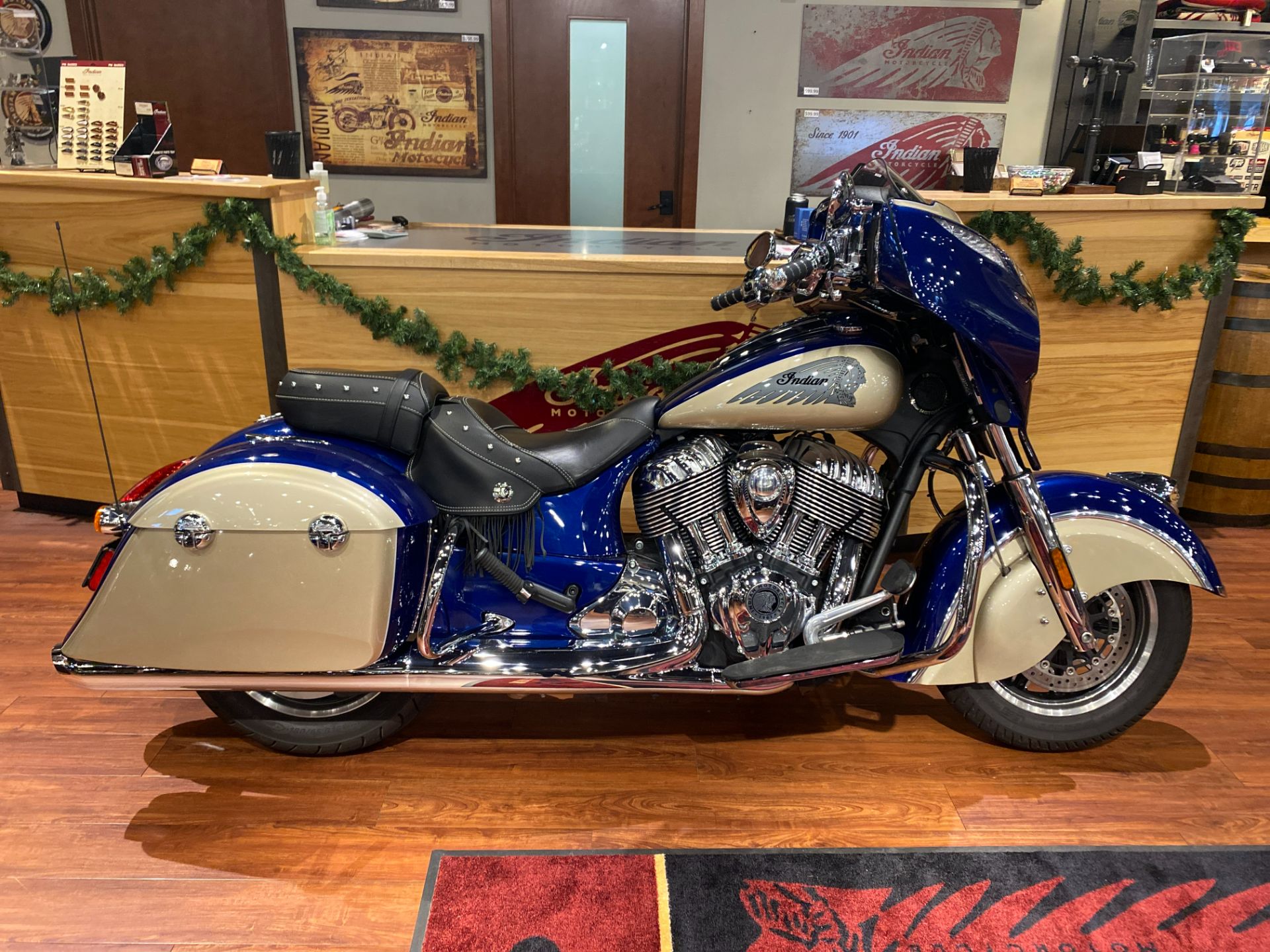 2020 Indian Chieftain® Classic in Elkhart, Indiana - Photo 1