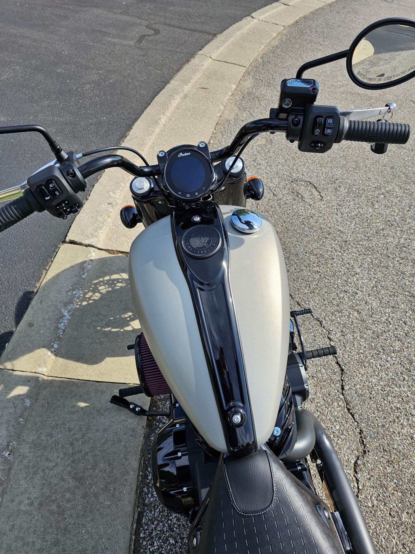 2023 Indian Motorcycle Chief Bobber Dark Horse® in Elkhart, Indiana - Photo 5