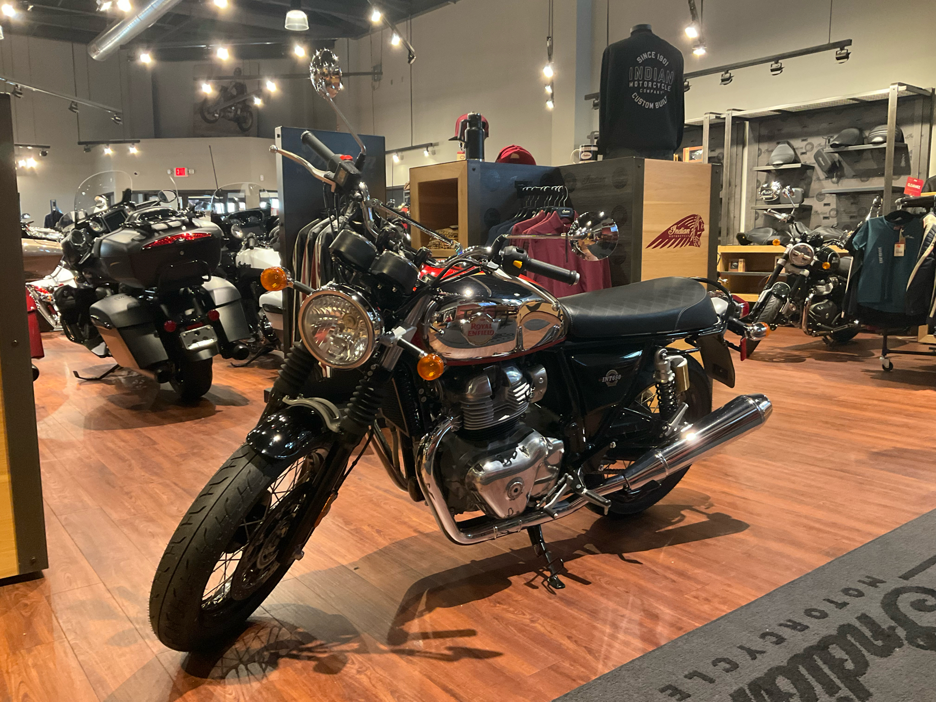 2023 Royal Enfield INT650 in Elkhart, Indiana - Photo 2