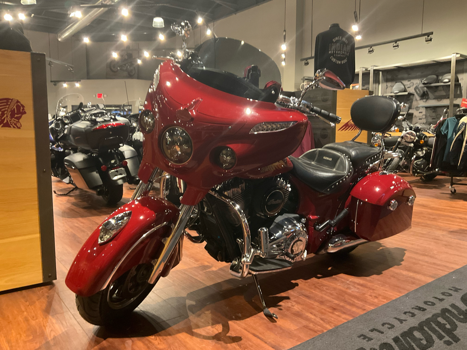 2016 Indian Motorcycle Chieftain® in Elkhart, Indiana - Photo 2