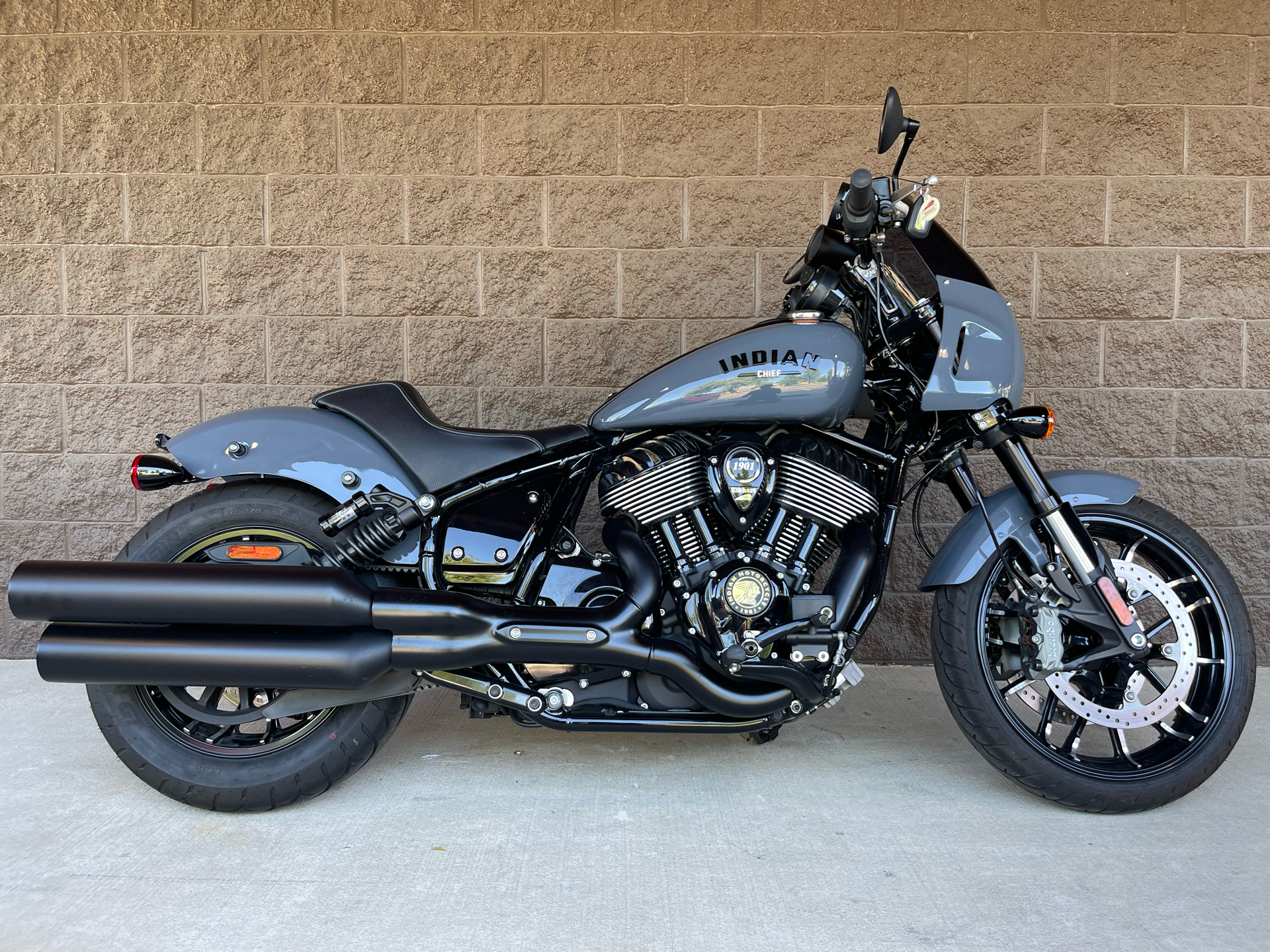 2023 Indian Motorcycle Sport Chief Dark Horse® in Elkhart, Indiana - Photo 1