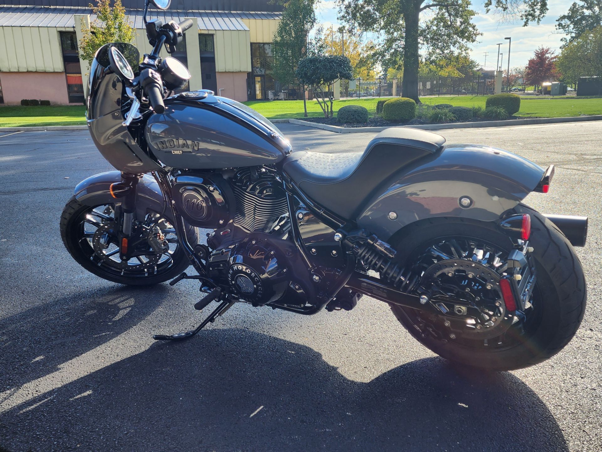 2023 Indian Motorcycle Sport Chief Dark Horse® in Elkhart, Indiana - Photo 2