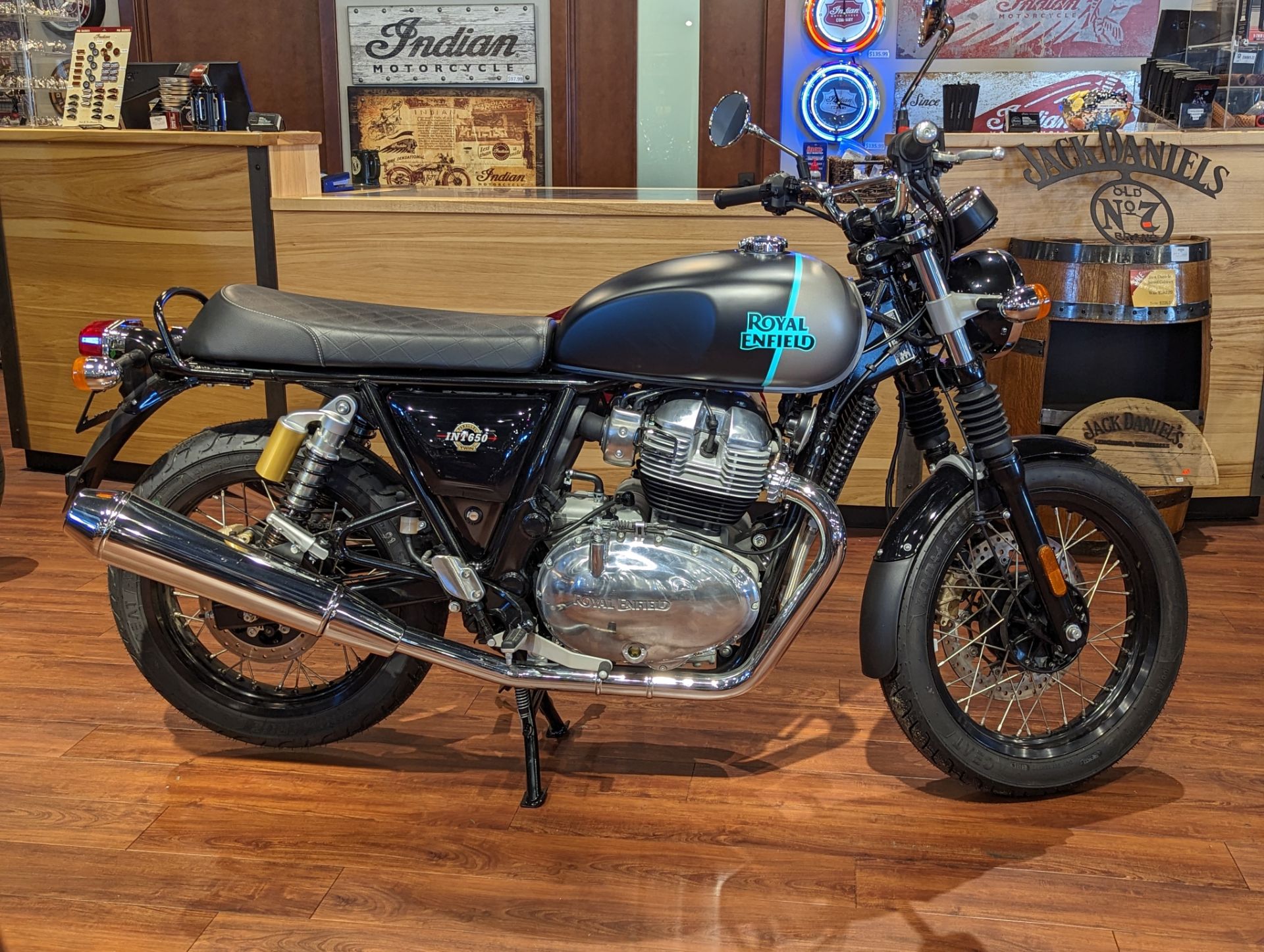 2022 Royal Enfield INT650 in Elkhart, Indiana - Photo 1