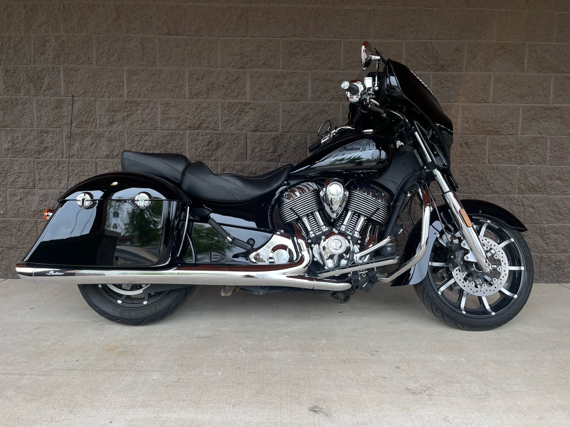 2017 Indian Motorcycle Chieftain Limited in Elkhart, Indiana - Photo 1