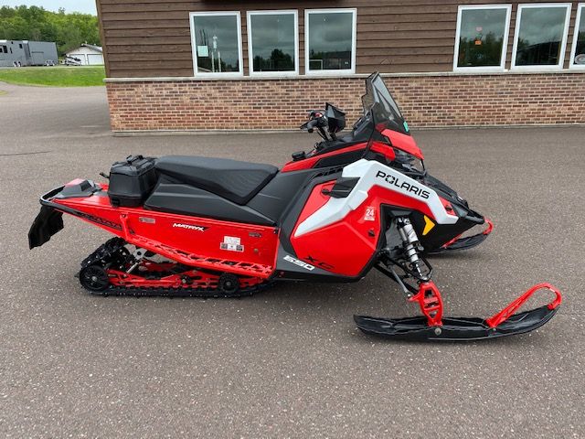 2021 Polaris 650 Indy XC 129 Launch Edition Factory Choice in Greenland, Michigan - Photo 2