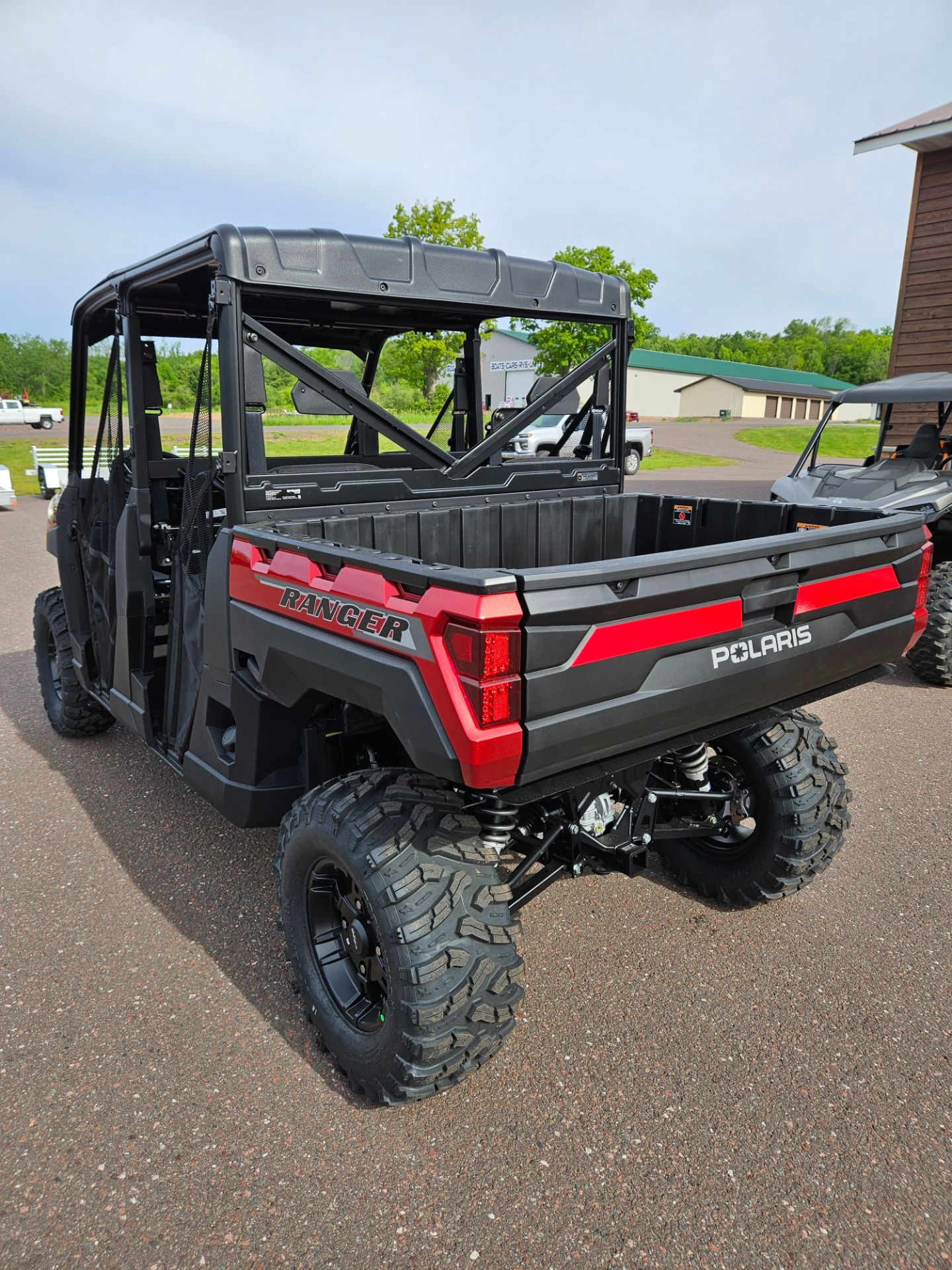 2025 Polaris Ranger Crew XP 1000 Premium in Greenland, Michigan - Photo 2