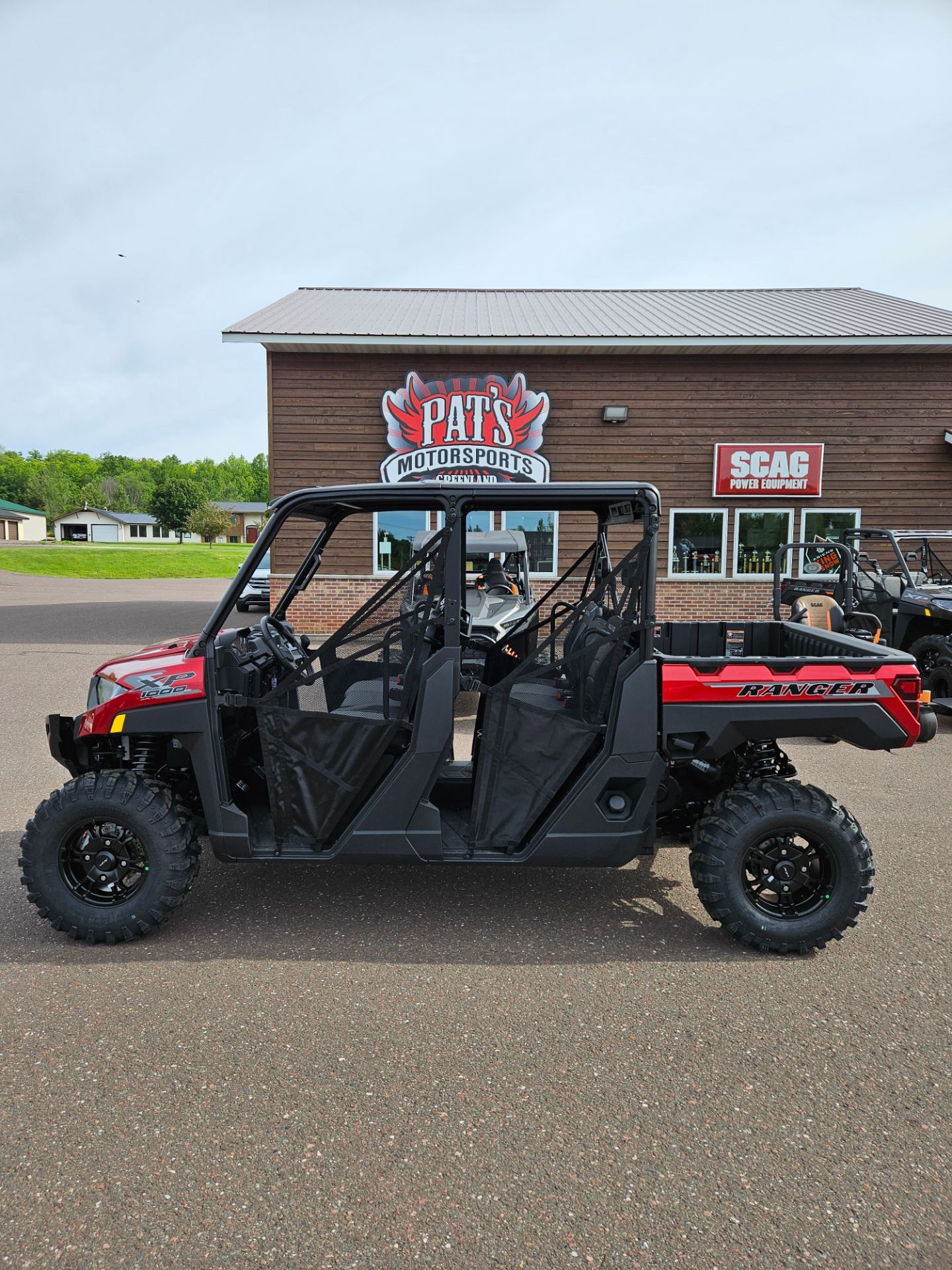 2025 Polaris Ranger Crew XP 1000 Premium in Greenland, Michigan - Photo 1