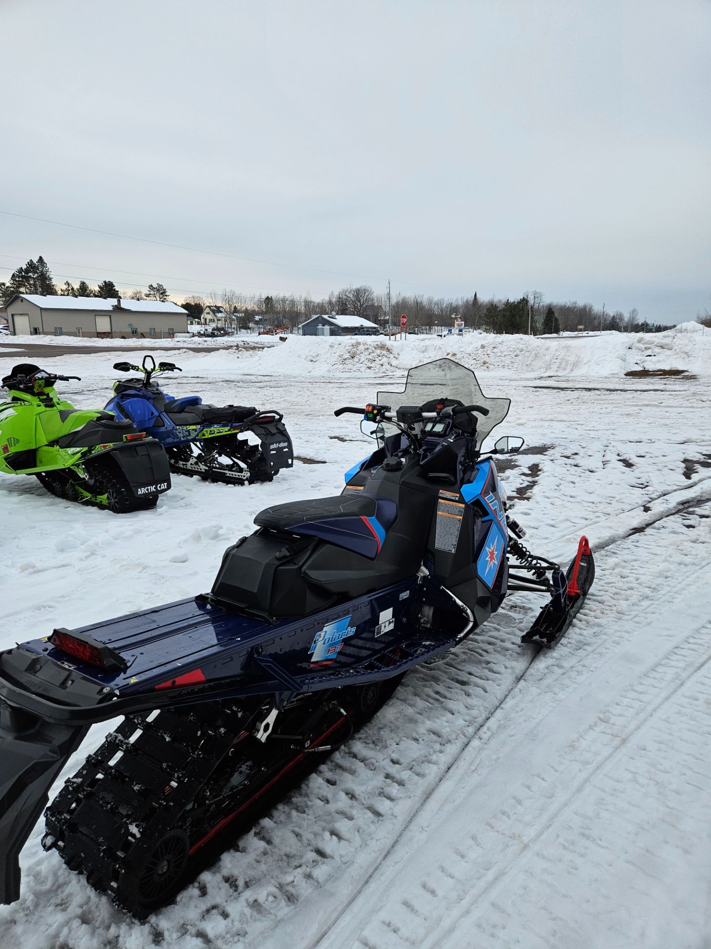 2020 Polaris 600 Indy Adventure 137 SC in Greenland, Michigan - Photo 5