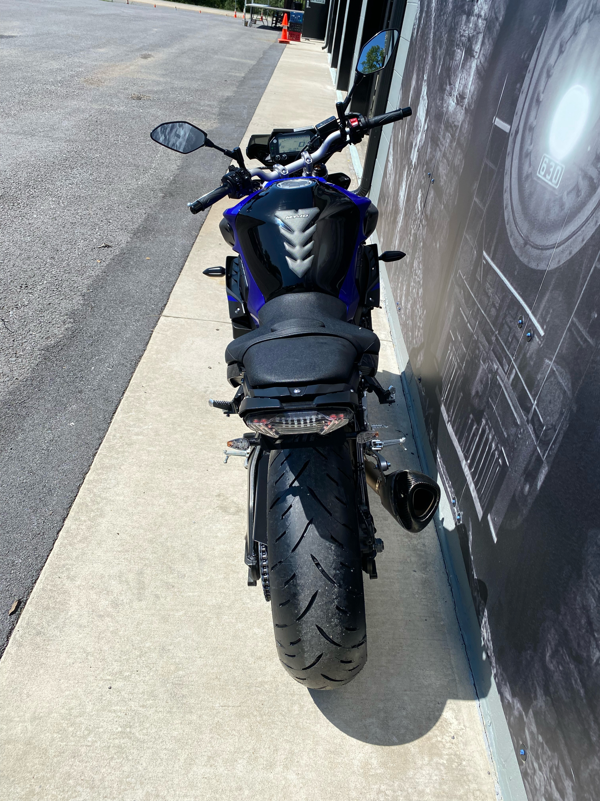 2018 Yamaha MT-10 in Duncansville, Pennsylvania - Photo 4