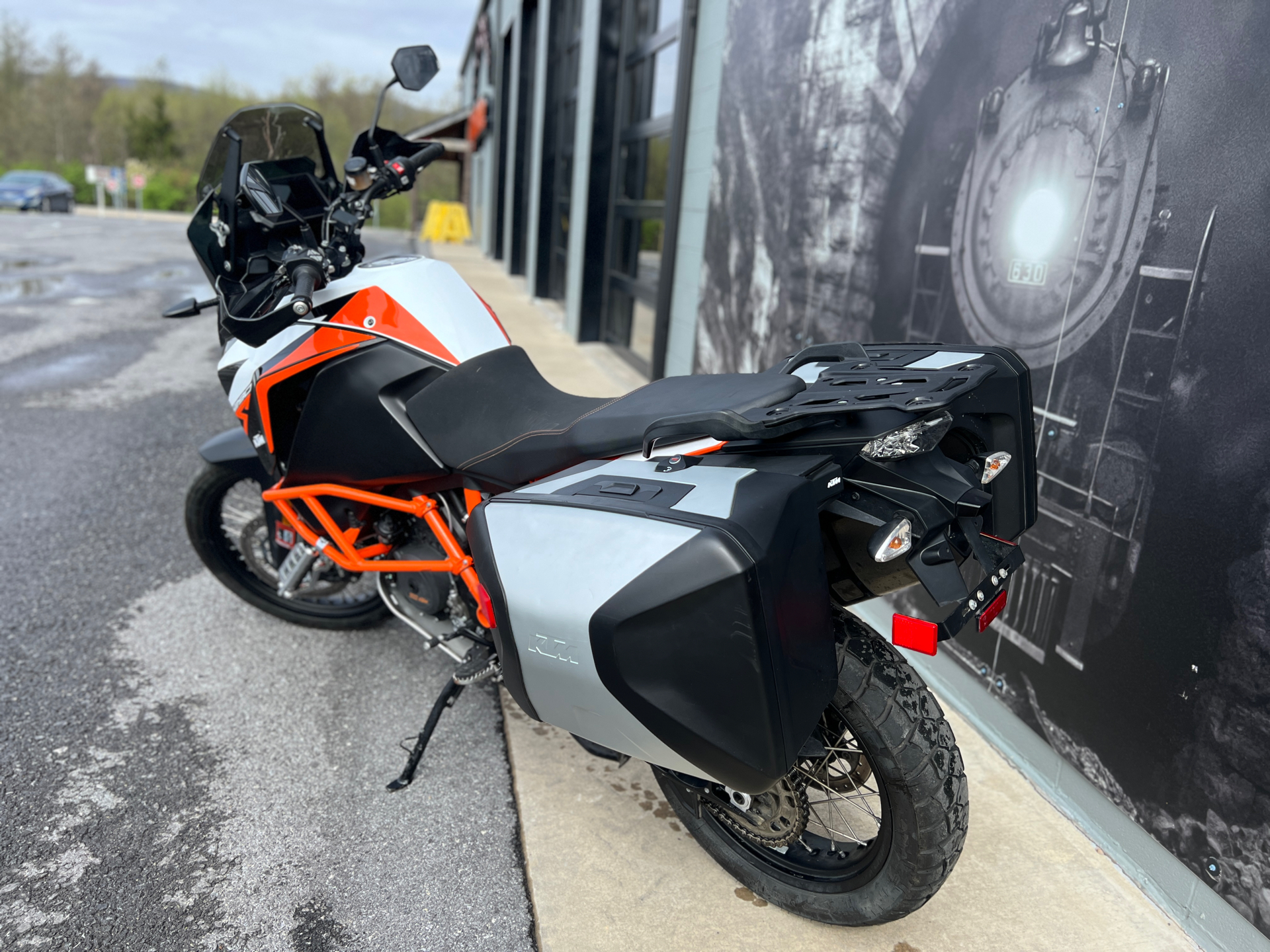 2019 KTM 1290 Super Adventure R in Duncansville, Pennsylvania - Photo 2