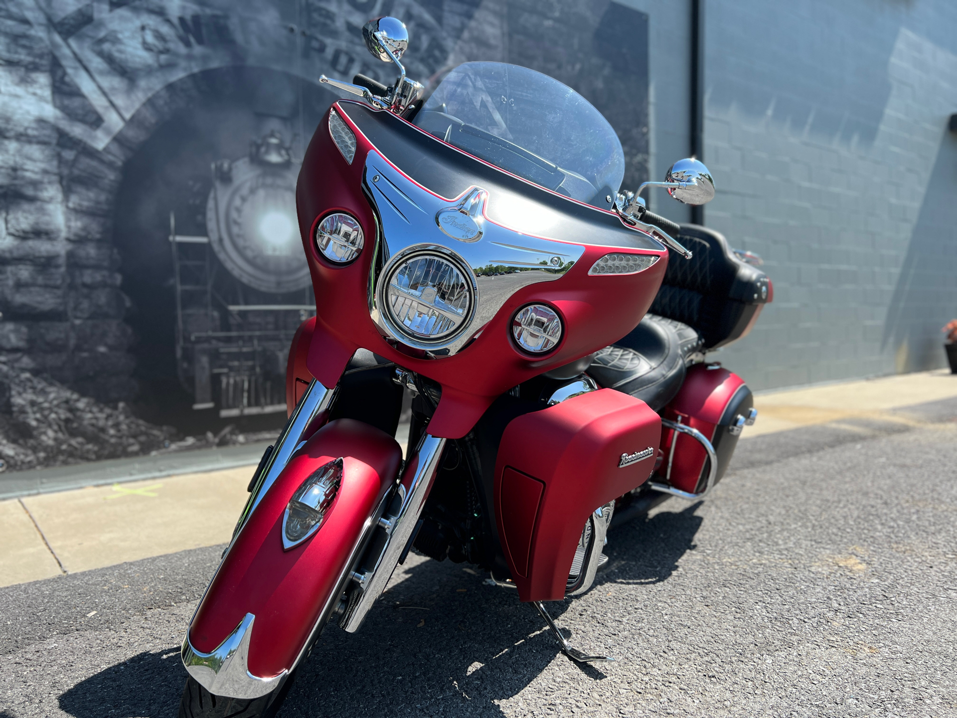 2019 Indian Motorcycle Roadmaster® ABS in Duncansville, Pennsylvania - Photo 2
