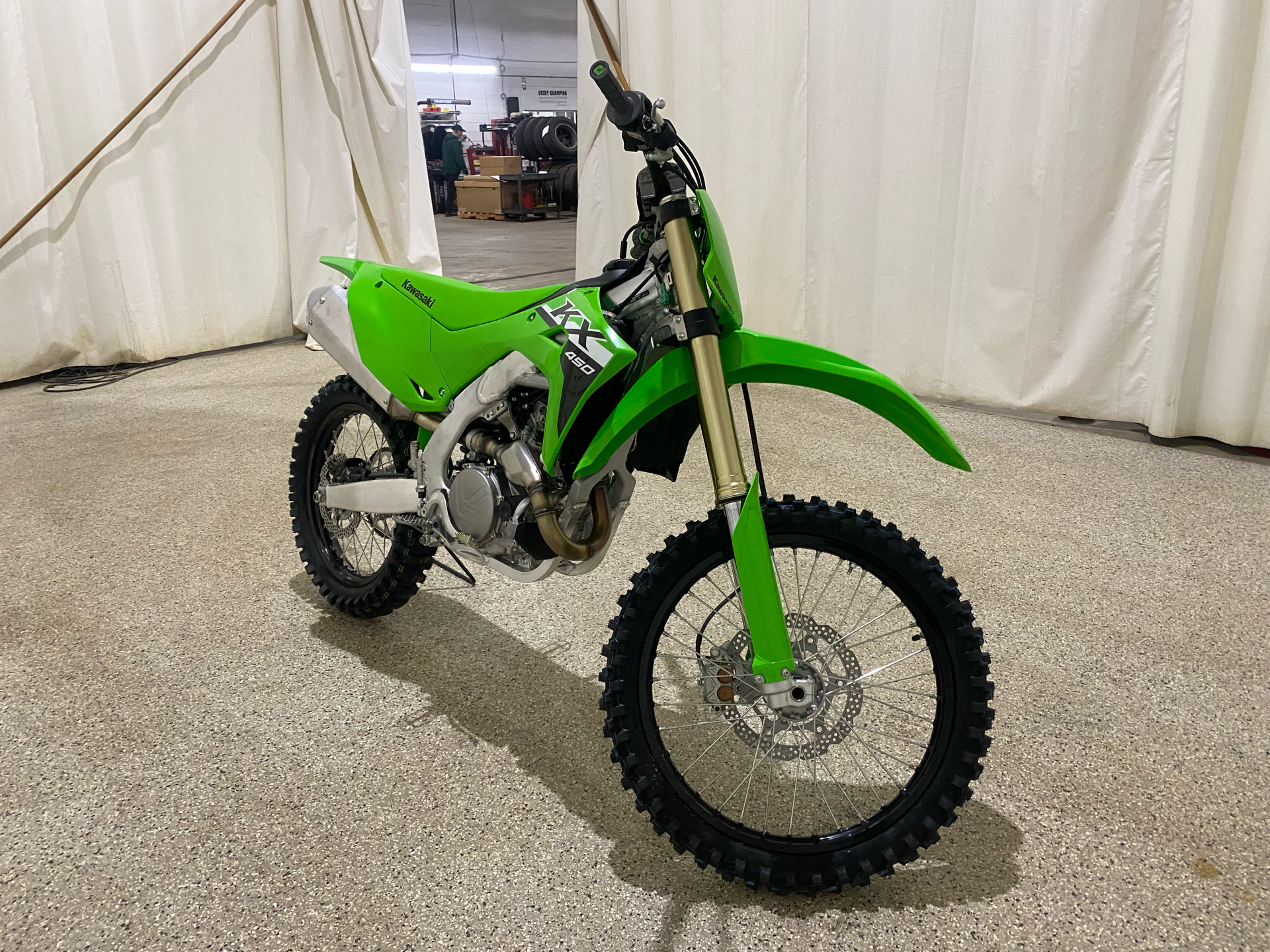 2024 Kawasaki KX 450 in Williamson, New York - Photo 2