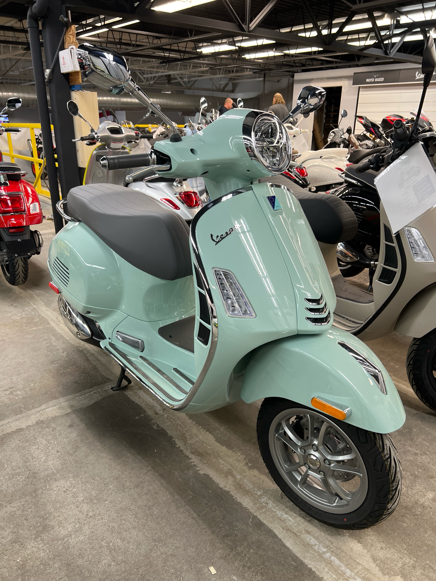 2024 Vespa GTS 300 in Williamson, New York - Photo 3