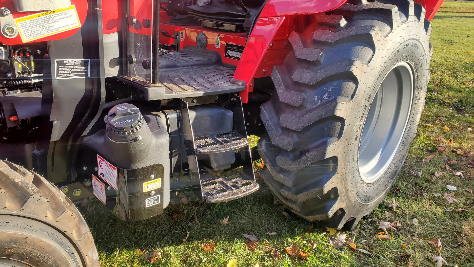 2023 Mahindra 5145 Backhoe in Williamson, New York - Photo 3