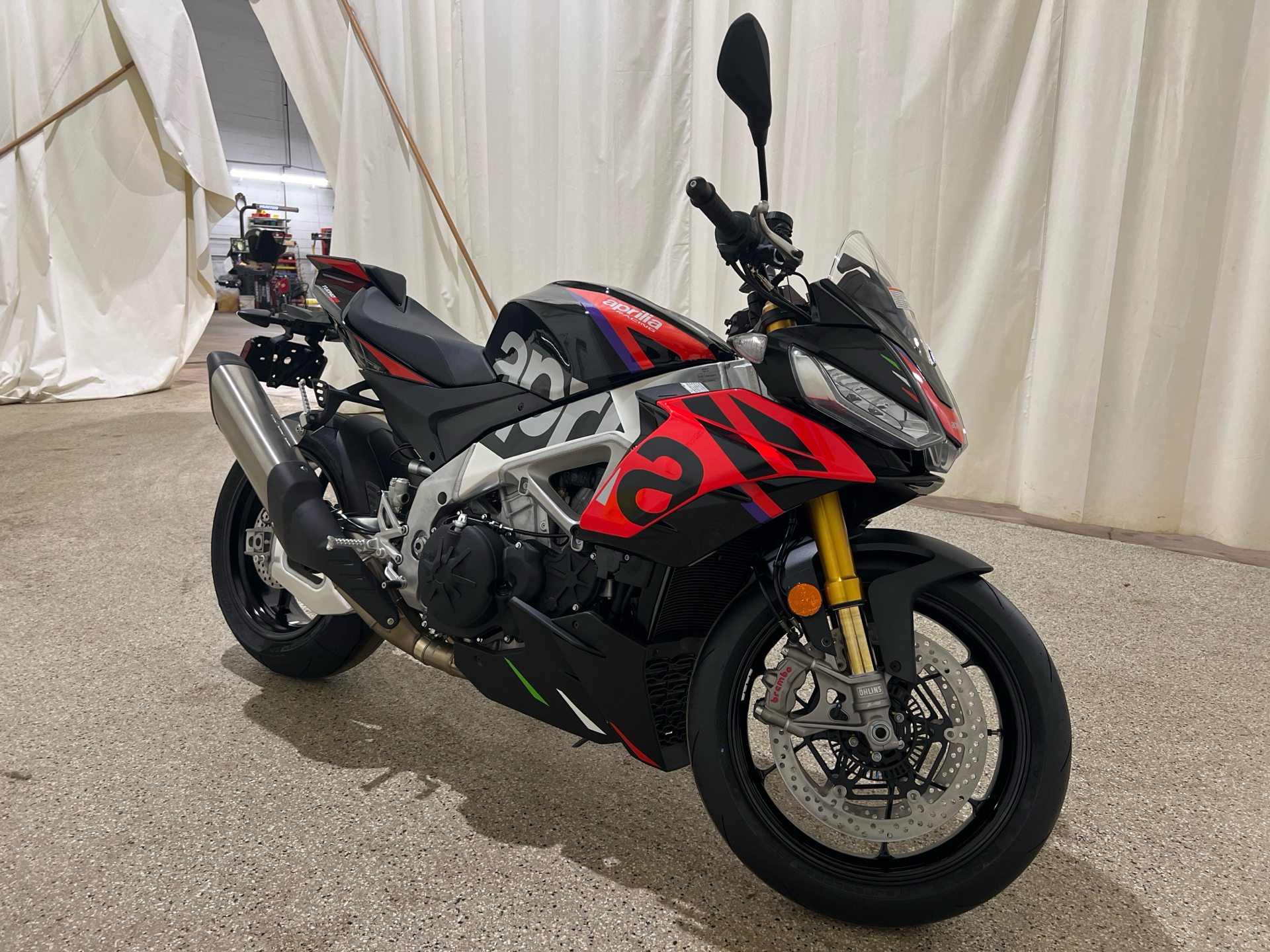 2024 Aprilia Tuono V4 Factory 1100 in Williamson, New York - Photo 3