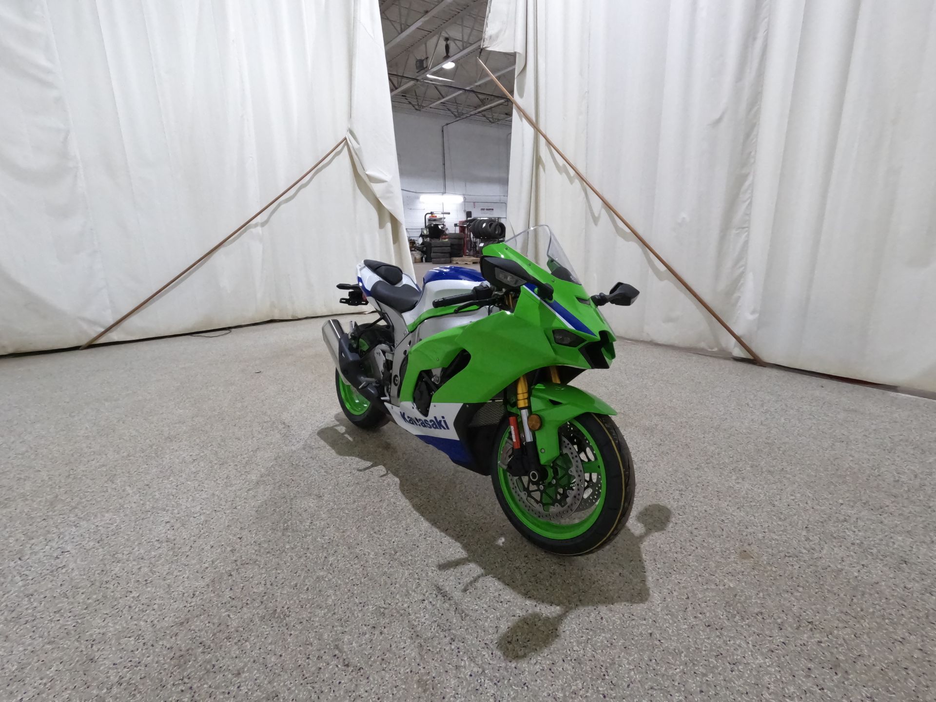 2024 Kawasaki Ninja ZX-10R 40th Anniversary Edition ABS in Williamson, New York - Photo 2