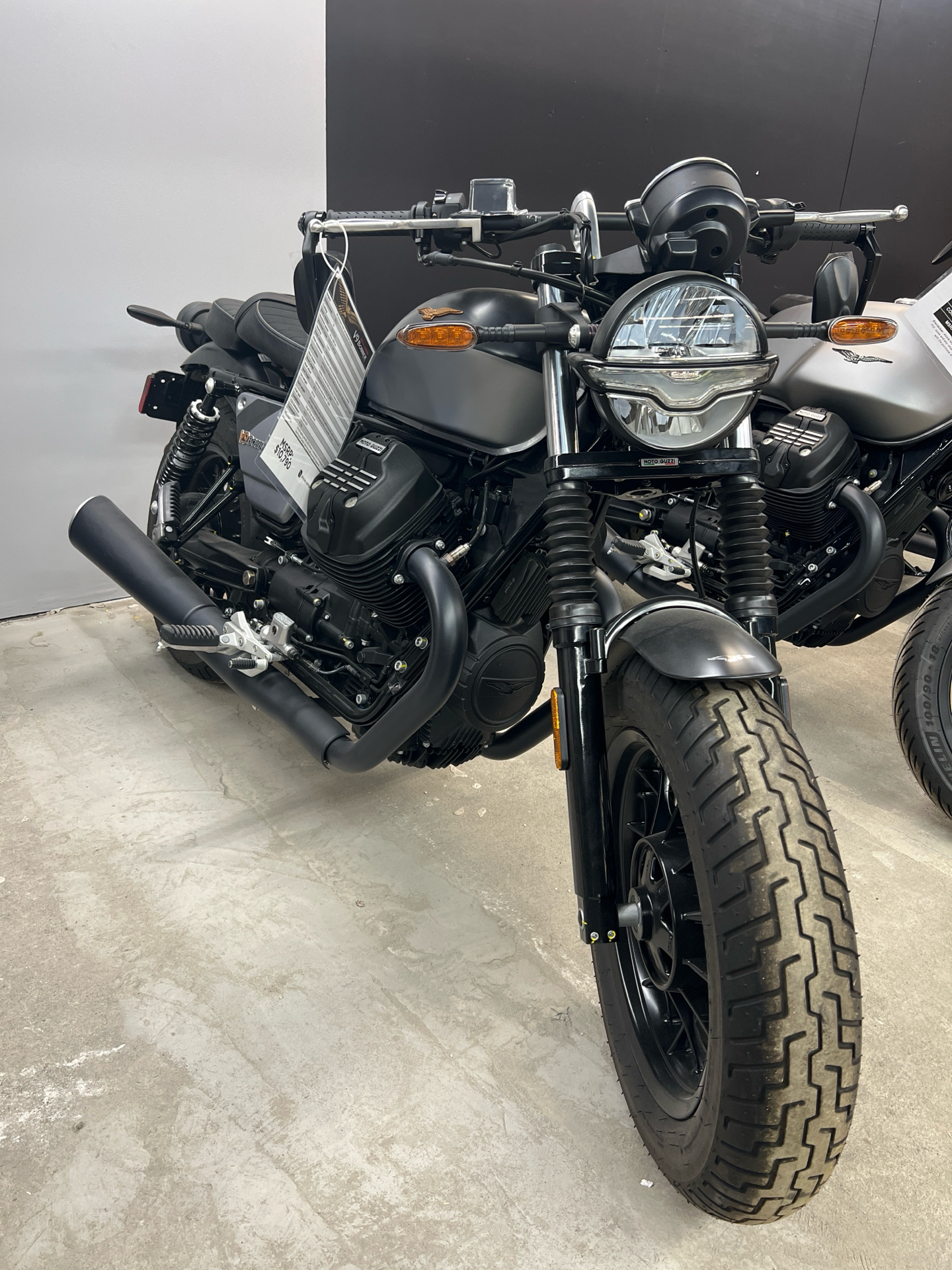 2023 Moto Guzzi V9 Bobber Special Edition in Williamson, New York - Photo 2