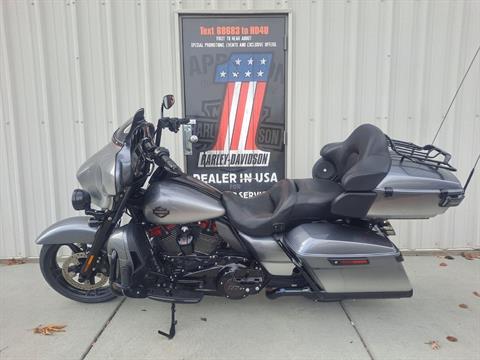 2019 Harley-Davidson CVO™ Limited in Clarksville, Tennessee - Photo 2