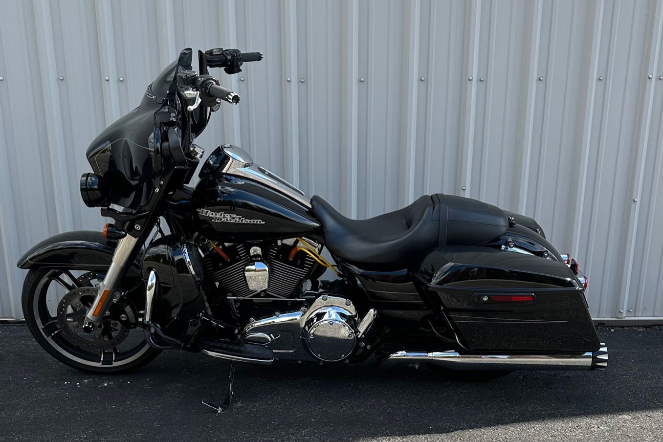 2015 Harley-Davidson Street Glide® Special in Clarksville, Tennessee - Photo 4