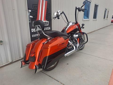 2014 Harley-Davidson CVO™ Road King® in Clarksville, Tennessee - Photo 6