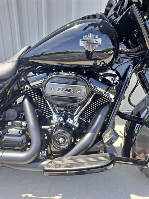 2021 Harley-Davidson Street Glide® Special in Clarksville, Tennessee - Photo 2