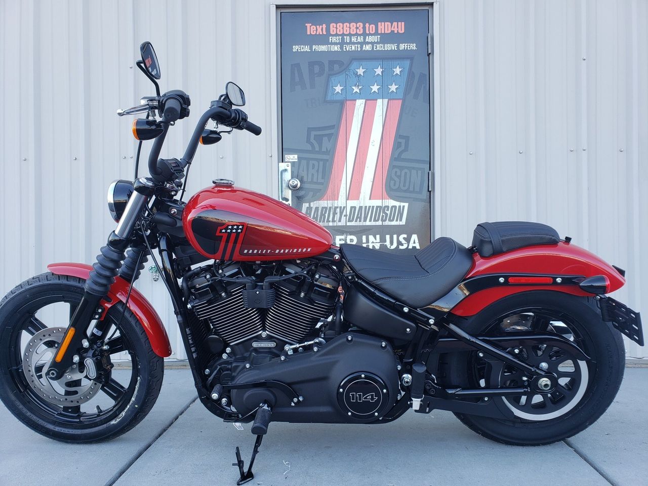 2022 Harley-Davidson Street Bob® 114 in Clarksville, Tennessee - Photo 2