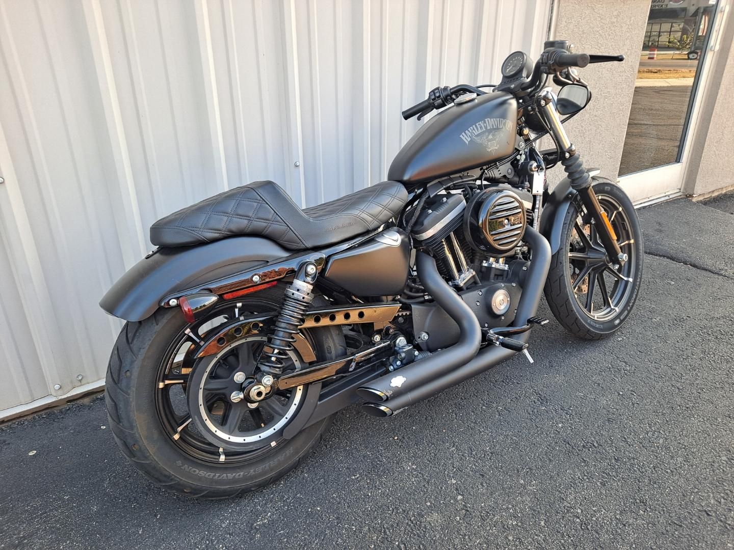 2016 Harley-Davidson Iron 883™ in Clarksville, Tennessee - Photo 7