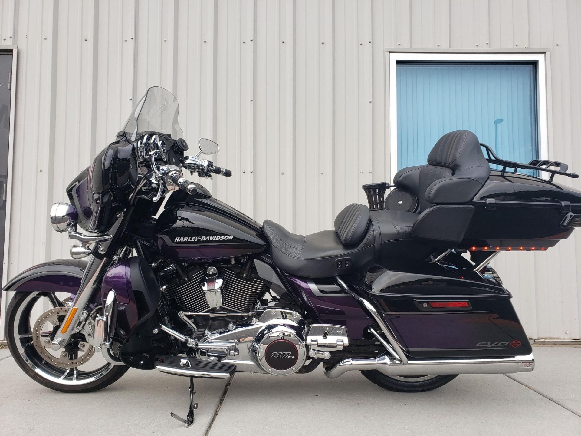 2021 Harley-Davidson CVO™ Limited in Clarksville, Tennessee - Photo 2