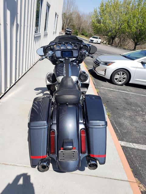 2019 Harley-Davidson CVO™ Street Glide® in Clarksville, Tennessee - Photo 5