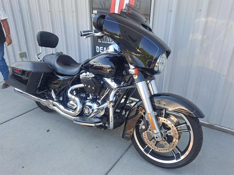 2014 Harley-Davidson Street Glide® Special in Clarksville, Tennessee - Photo 5
