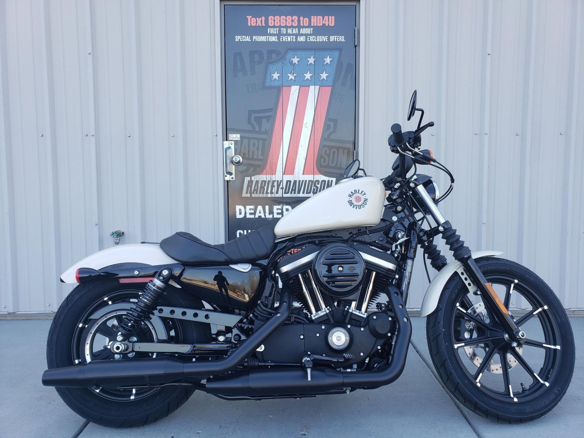 2022 Harley-Davidson Iron 883™ in Clarksville, Tennessee - Photo 1