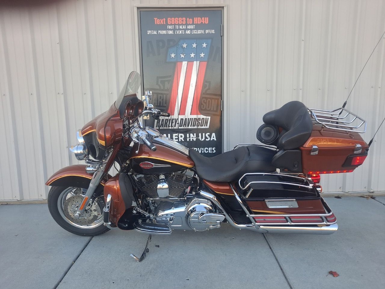 2008 Harley-Davidson Electra Glide® Classic in Clarksville, Tennessee - Photo 2